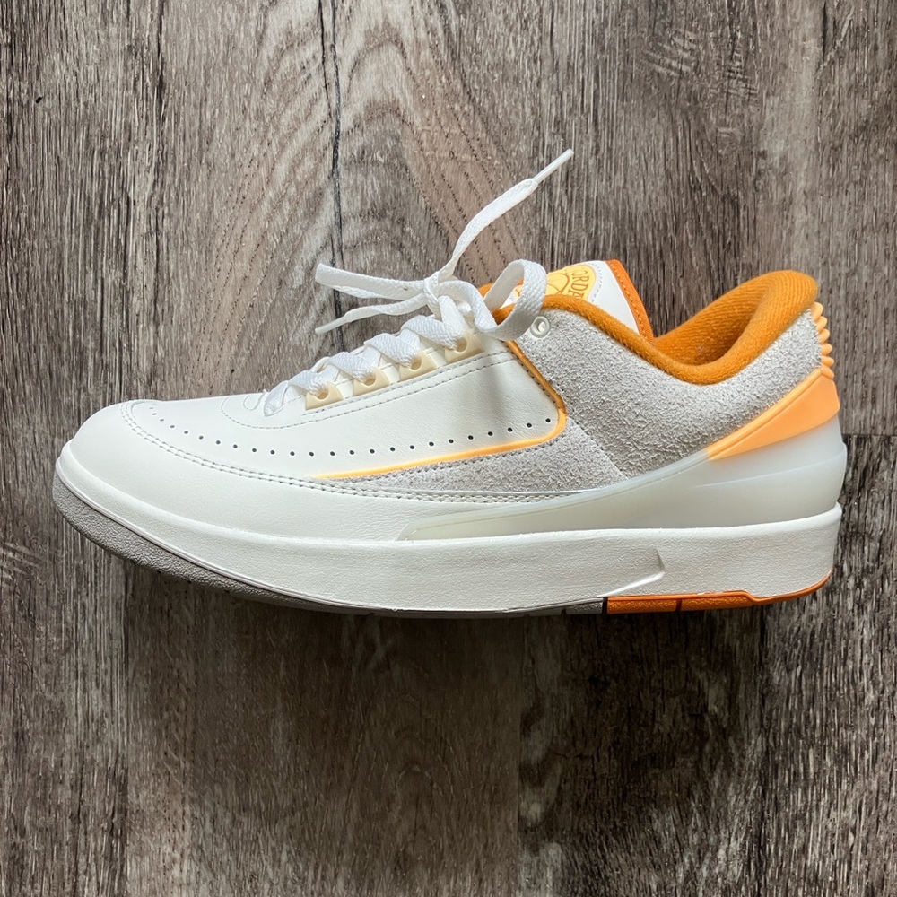 Jordan 2 Low, Sail, Melon